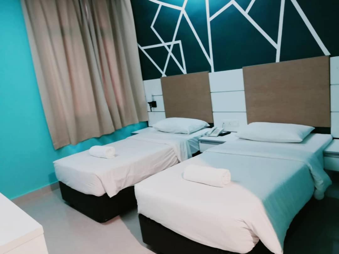Bangi Business Hotel Kampong Sungai Ramal Dalam Экстерьер фото
