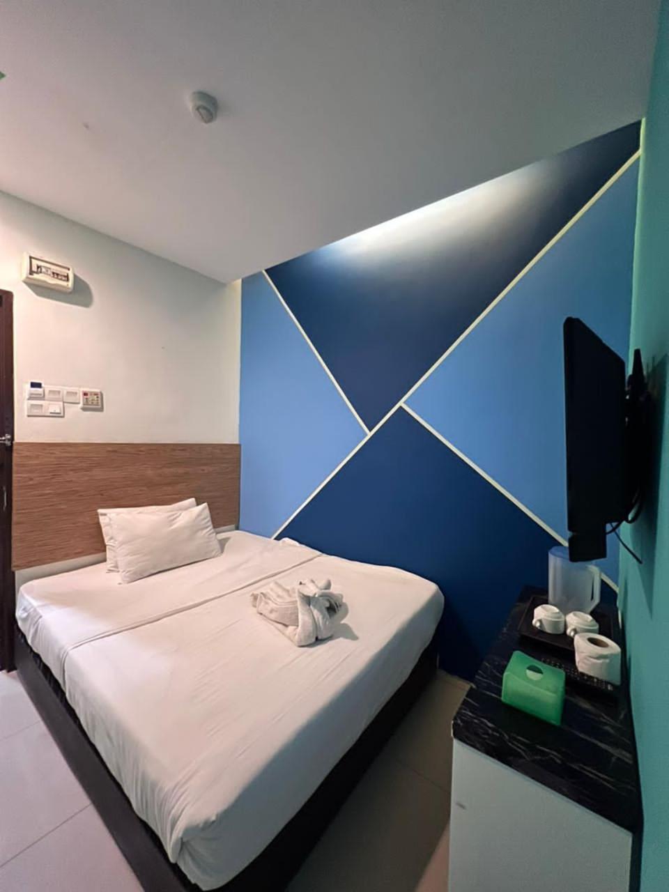 Bangi Business Hotel Kampong Sungai Ramal Dalam Экстерьер фото