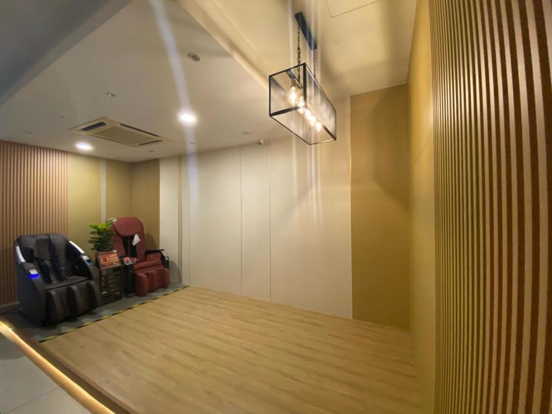 Bangi Business Hotel Kampong Sungai Ramal Dalam Экстерьер фото