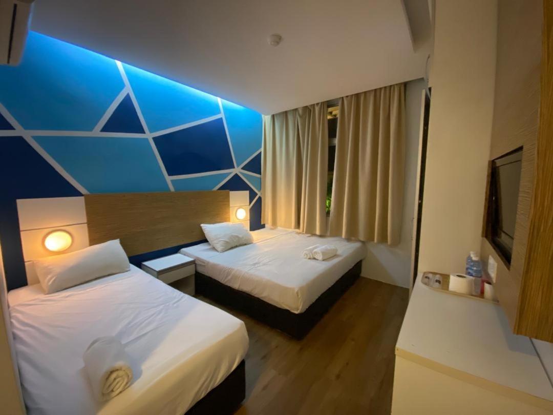 Bangi Business Hotel Kampong Sungai Ramal Dalam Экстерьер фото