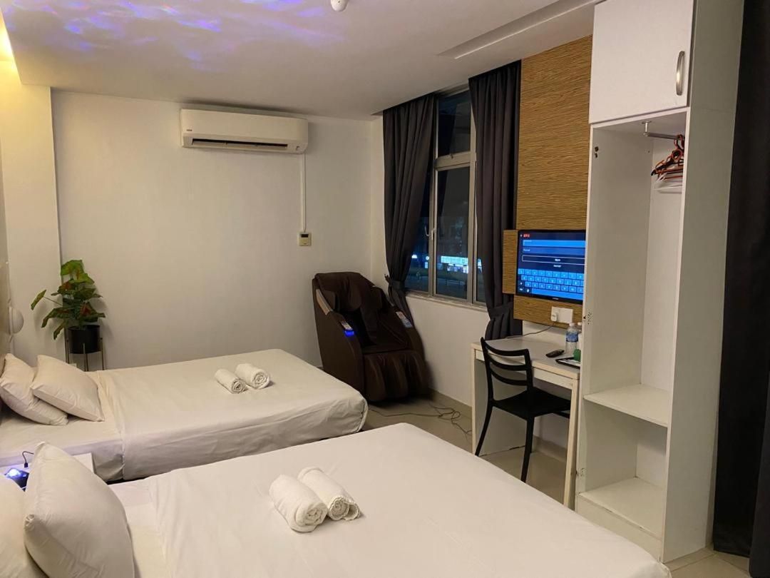 Bangi Business Hotel Kampong Sungai Ramal Dalam Экстерьер фото