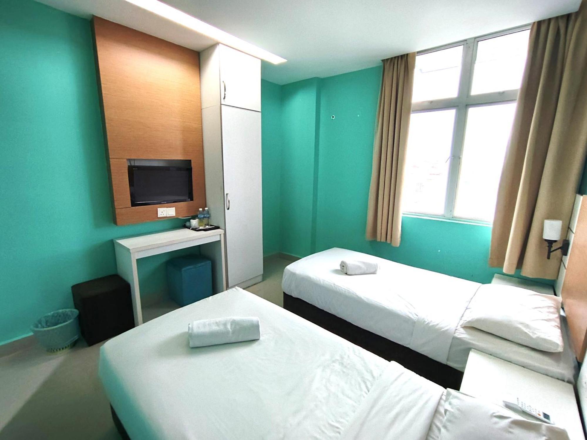 Bangi Business Hotel Kampong Sungai Ramal Dalam Экстерьер фото